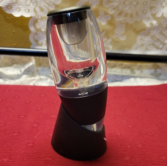 Vinturi Bar Essential Red Wine Clear Aerator Filter & No Drip Base/Stand Black - Picture 4 of 6
